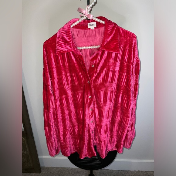 OVERSIZED Bibi Fuscia Velvet button down shirt with tiered shirring - size small - Picture 3 of 12